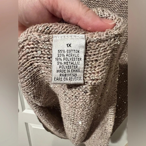 WD NY sweater top with sequins sz 1X. - Picture 5 of 6